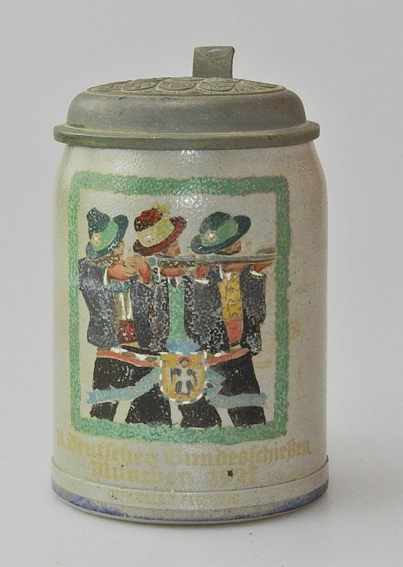 Festkrug zum 18. deutschen Bundesschießen München 1927 1/2 LITER