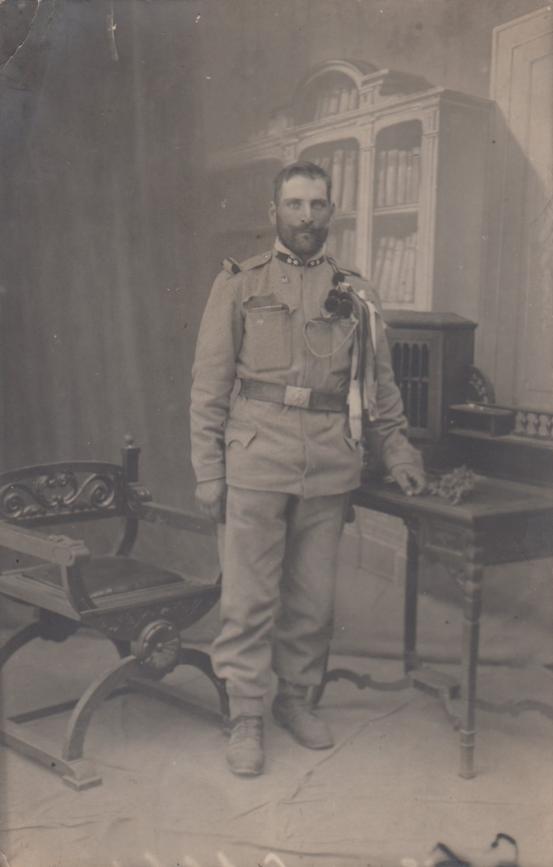 PHOTO AK KUK SOLDAT INFANTERIE ZUGSFÜHRER LANDWEHR MARBURG