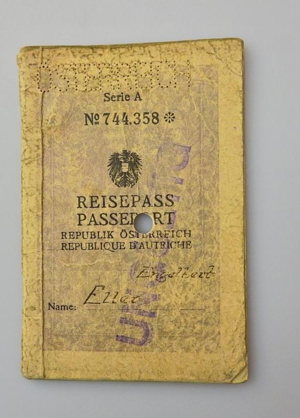 ÖSTERREICH REISEPASS STEINACH/TIROL 1951 VIELE SÜDTIROL STEMPEL