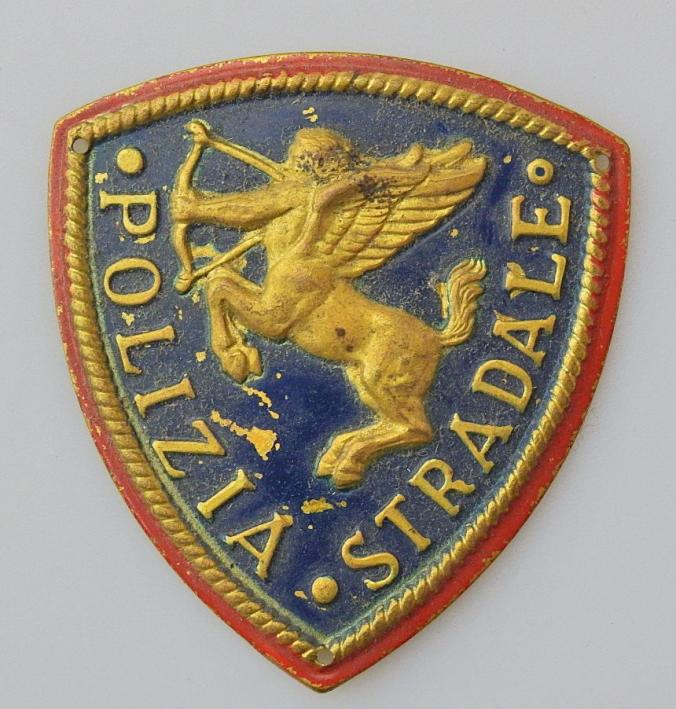 ITALIEN POLIZEI KAPPENABZEICHEN POLIZIA STRADALE VERKEHRSPOLIZEI 50ER JAHRE