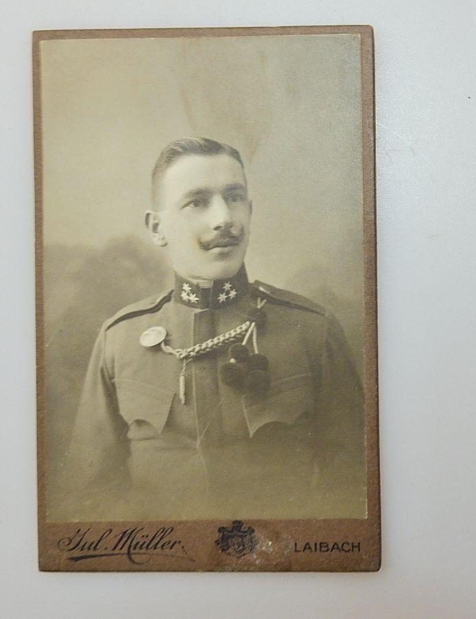 PHOTO KUK SOLDAT 1WK ZUGSFÜHRER TÄTIGKEITSABZEICHEN SCHNUR LAIBACH 1912