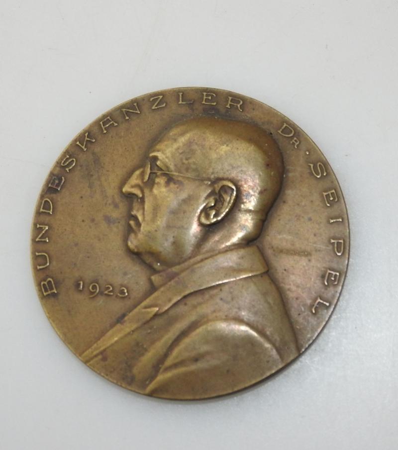 MEDAILLE BUNDESKANZLER DR SEIPEL 1923