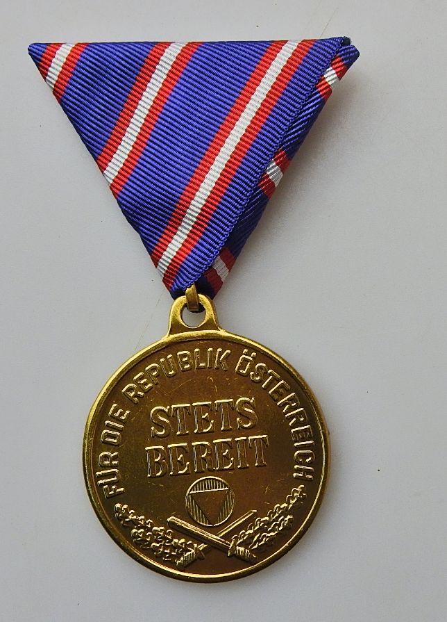 BUNDESHEER ÖBH WEHRDIENSTMEDAILLE IN GOLD