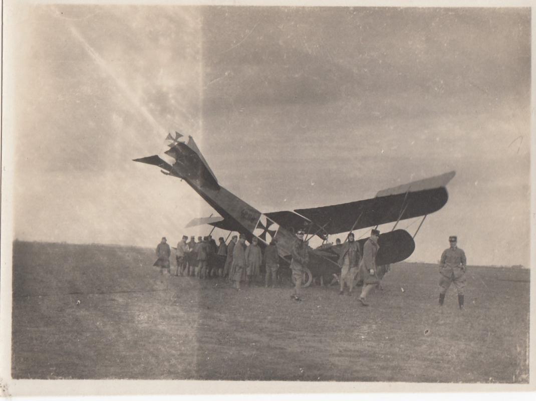 KUK LUFTFAHRTRUPPE FLUGZEUG AUFKLÄRER BOMBER LLOYD LLOYD CII 42.06