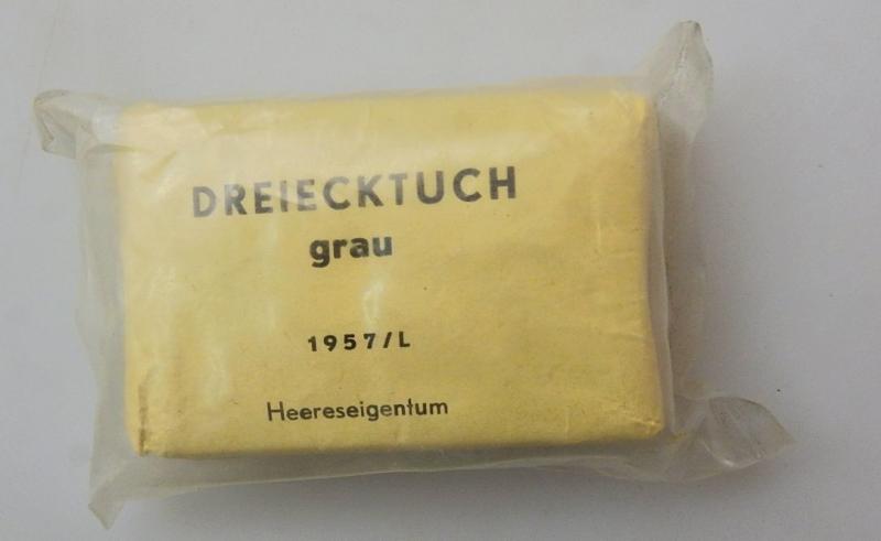 ÖSTERREICH BUNDESHEER DREIECKTUCH GRAU 1957 UNGEÖFFNET