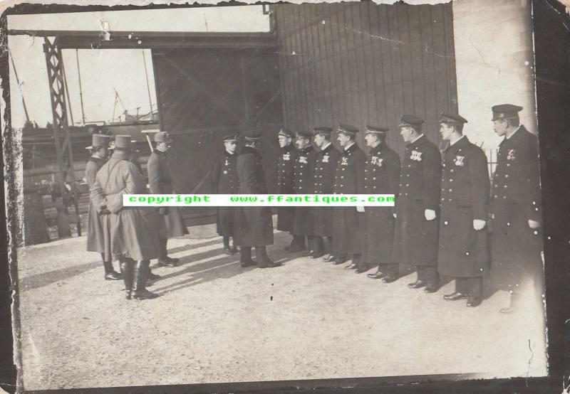 KUK KRIEGSMARINE PHOTO BESUCH KAISER KARL TRIEST 1917  SEEFLIEGER LINIENSCHIFFSLEUTNANT BANFIELD !!