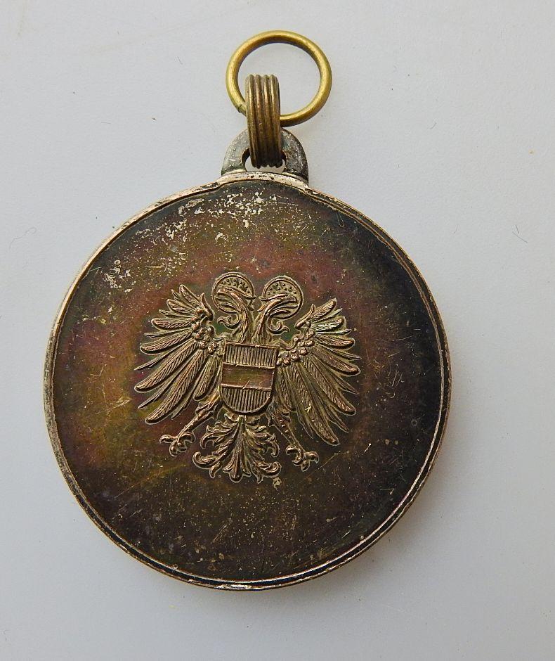 ÖSTERREICH MEDAILLE 1934-38 VERDIENSTE UM DEN BUNDESSTAAT